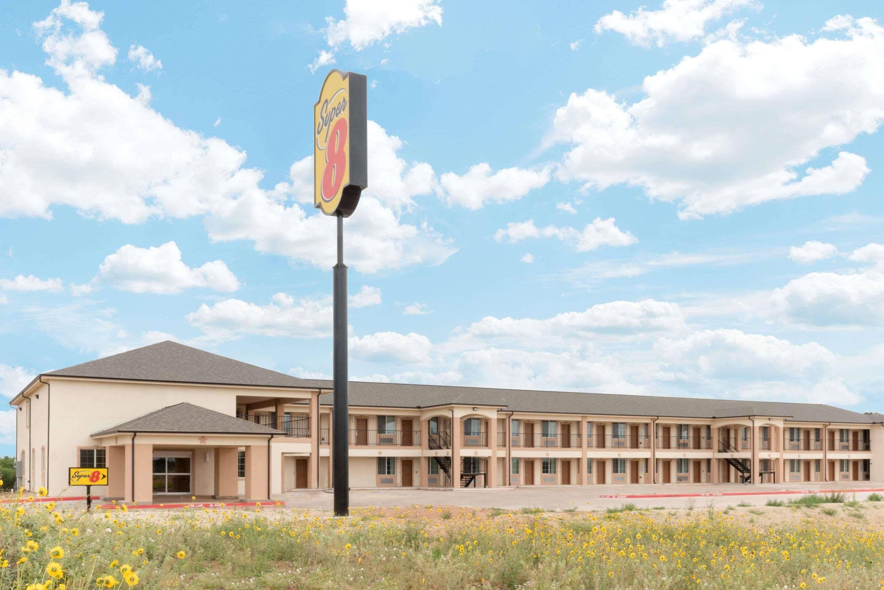 Super 8 By Wyndham Colorado City Luaran gambar